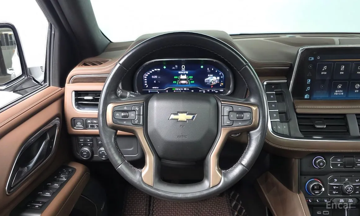 Фото 13 - Chevrolet Tahoe