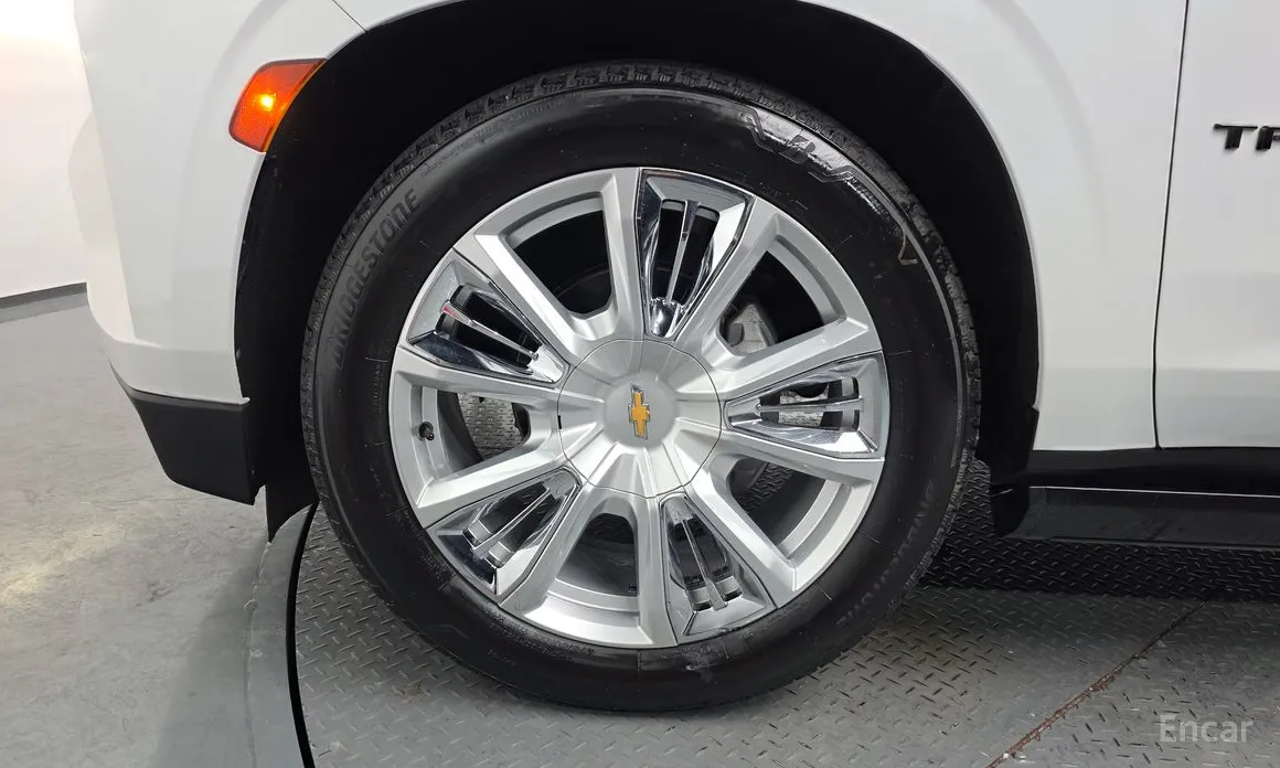 Фото 5 - Chevrolet Tahoe