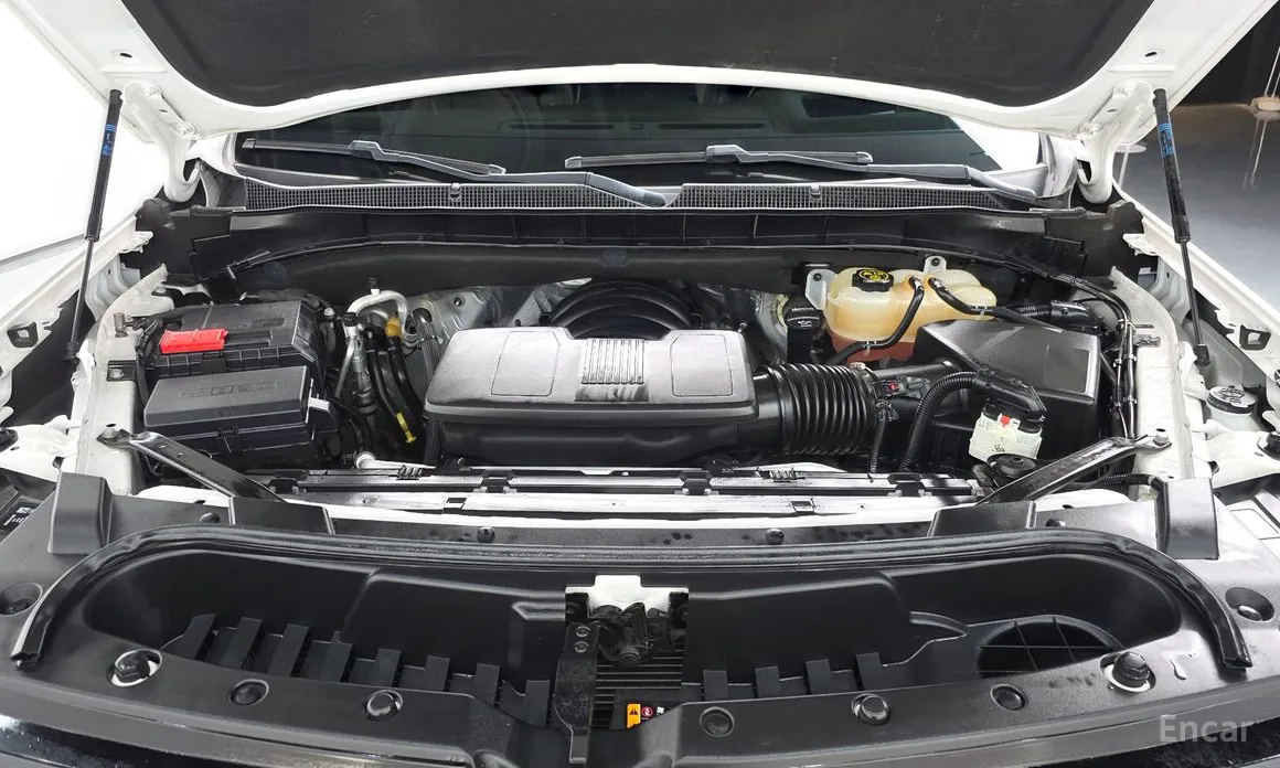 Фото 6 - Chevrolet Tahoe