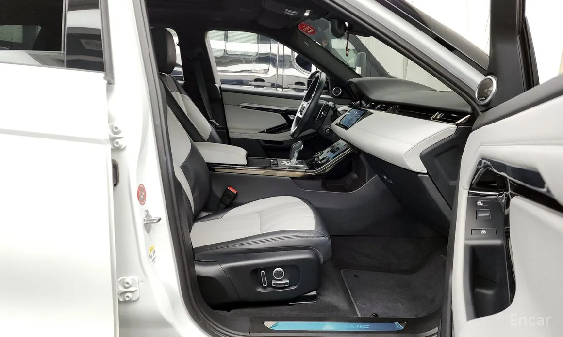 Фото 11 - Land Rover Range Rover Evoque