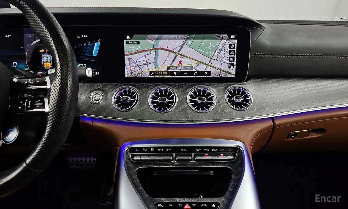 Фото 14 - Mercedes-Benz AMG GT