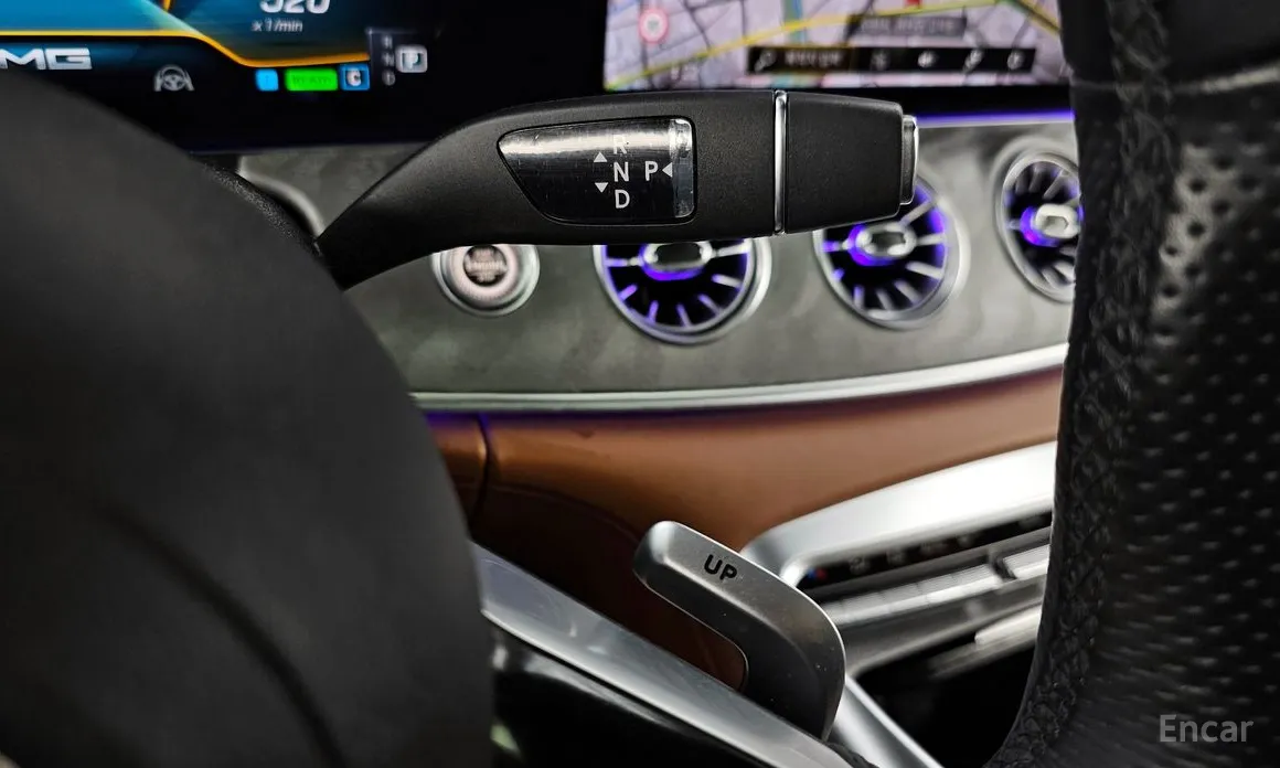 Фото 9 - Mercedes-Benz AMG GT