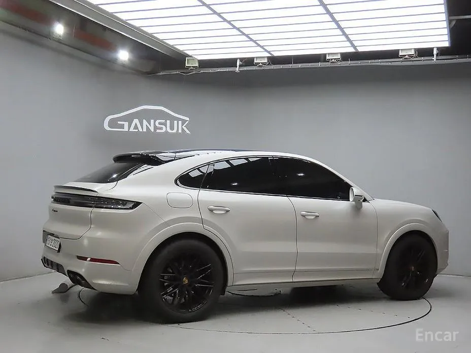 Фото 4 - Porsche Cayenne