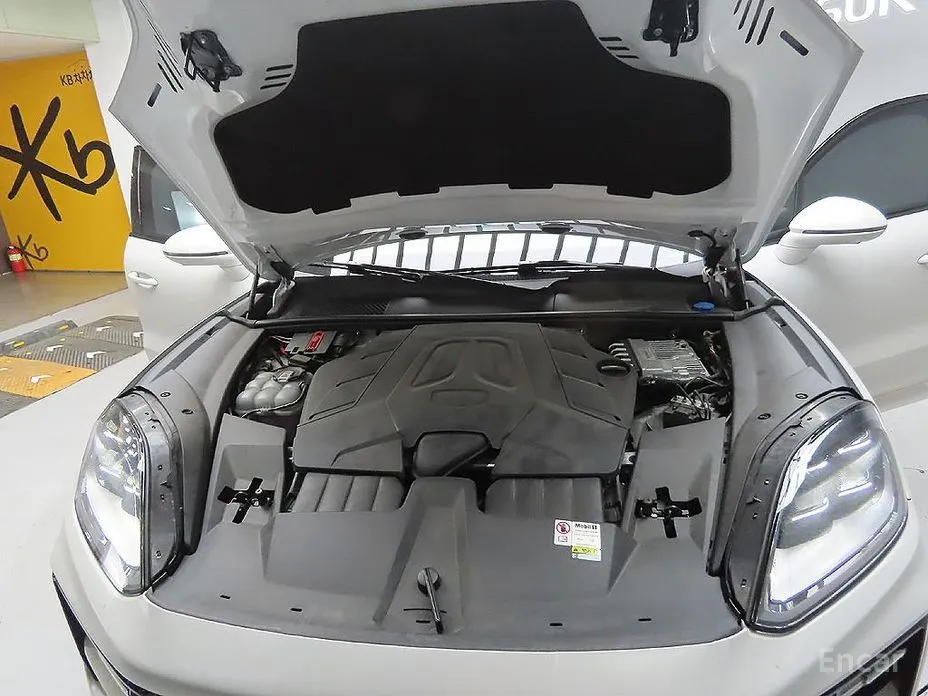 Фото 8 - Porsche Cayenne