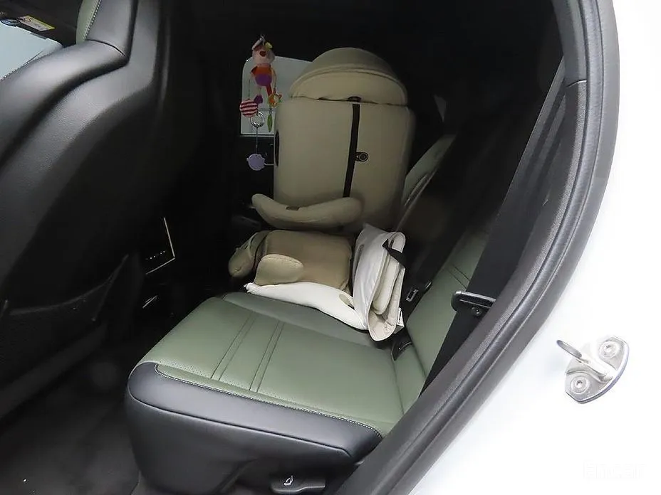 Фото 9 - Porsche Cayenne