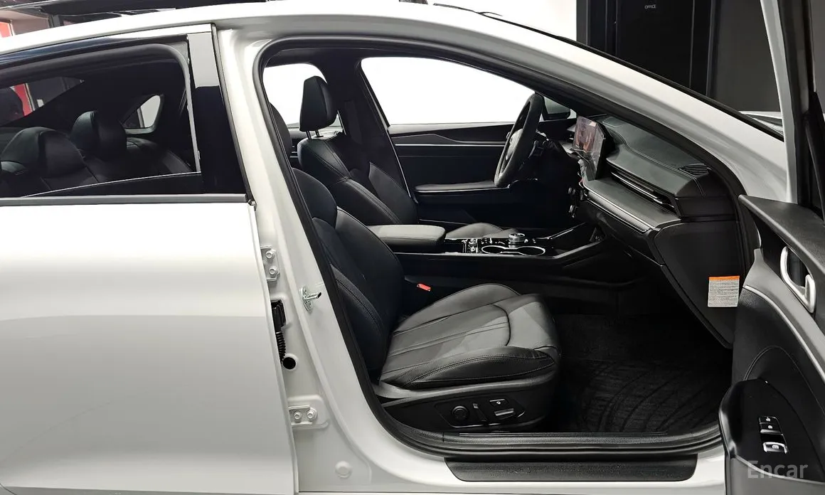 Фото 10 - Kia K5