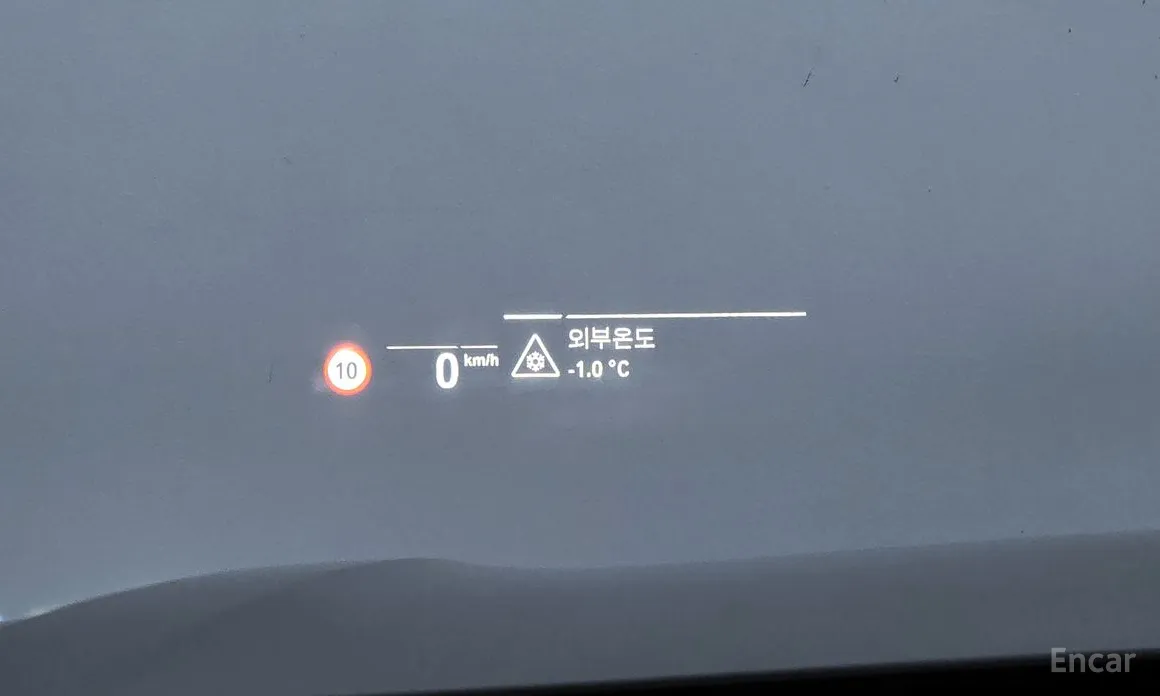 Фото 16 - BMW 7 Series