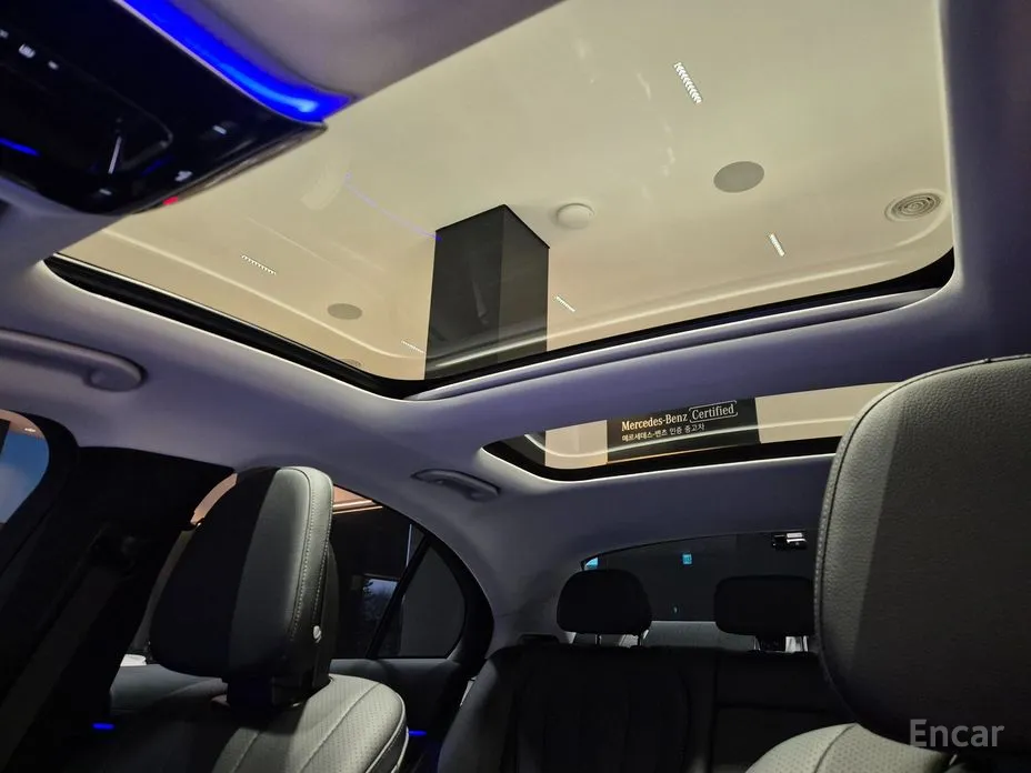 Фото 17 - Mercedes-Benz E-Class