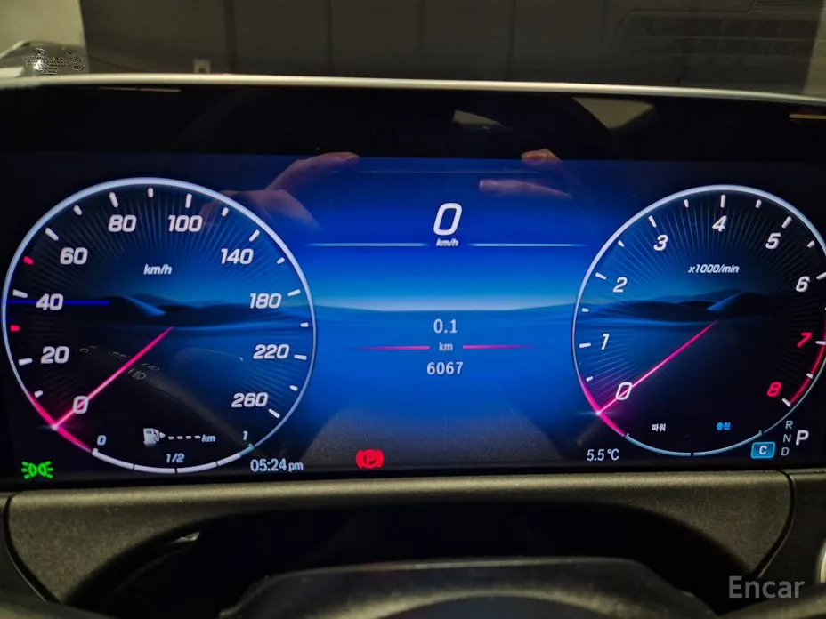 Фото 8 - Mercedes-Benz E-Class