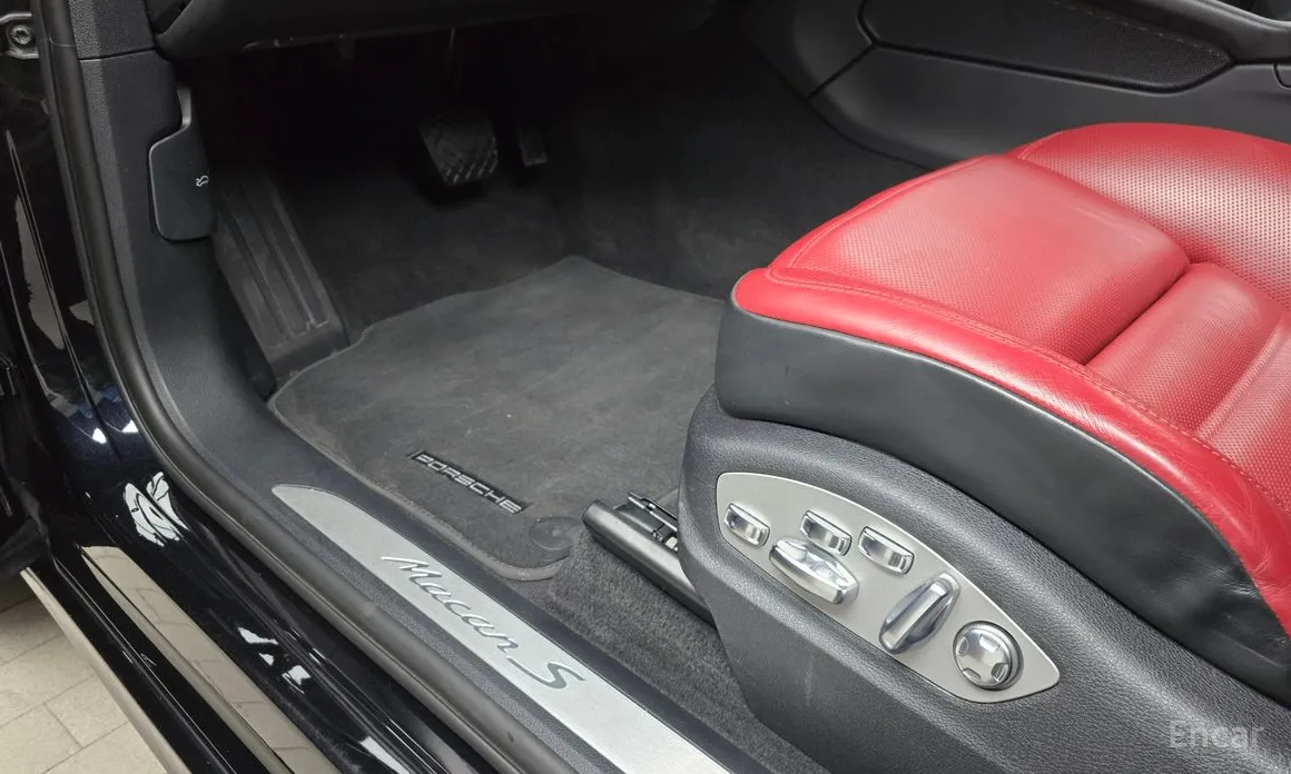 Фото 17 - Porsche Macan