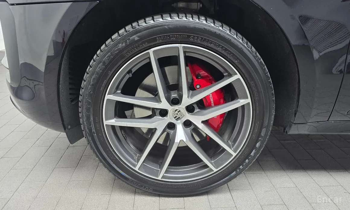 Фото 5 - Porsche Macan