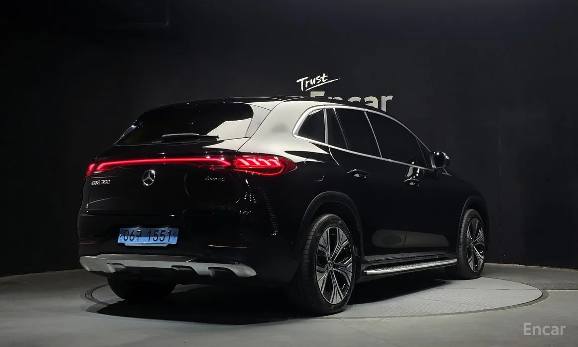 Фото 2 - Mercedes-Benz EQE