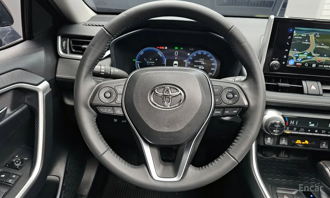 Photo 13 - Toyota RAV4