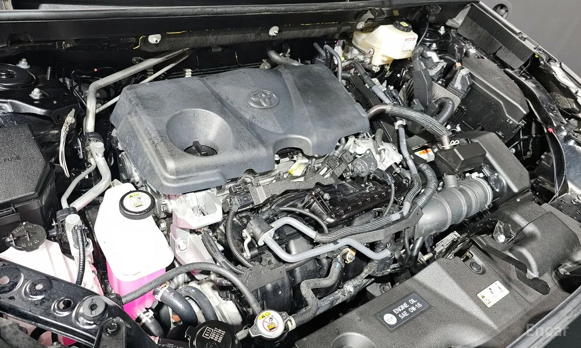 Photo 6 - Toyota RAV4