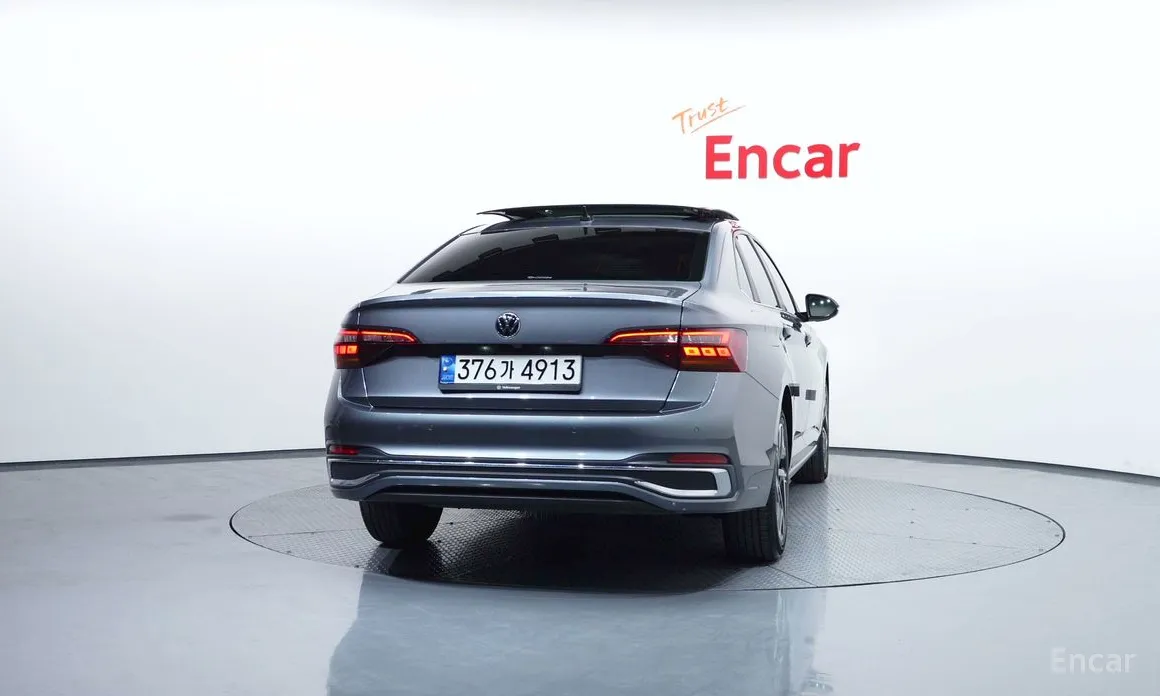 Фото 4 - Volkswagen Jetta