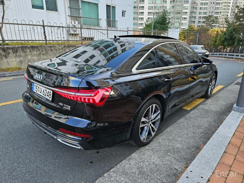 Фото 19 - Audi A6