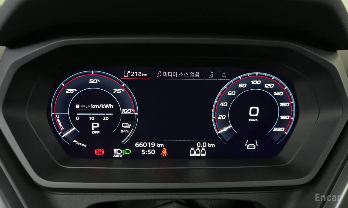 Фото 8 - Audi Q4 e-tron