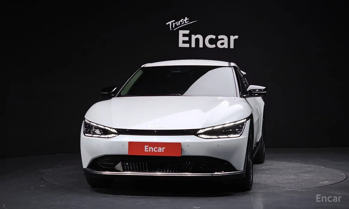 Фото 3 - Kia EV6