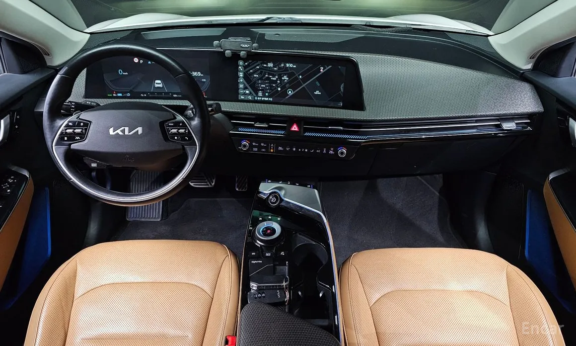 Фото 7 - Kia EV6