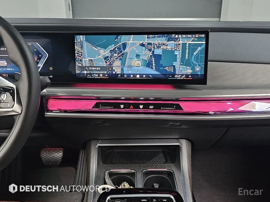 Фото 14 - BMW 7 Series