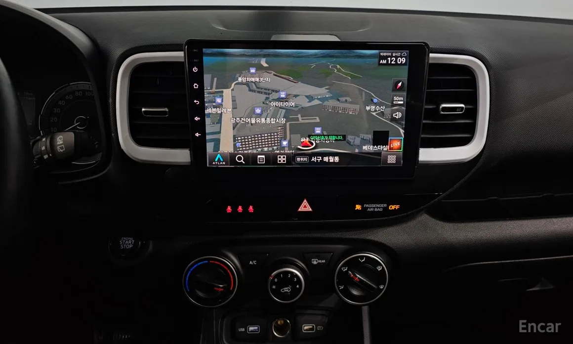 Фото 15 - Hyundai Venue