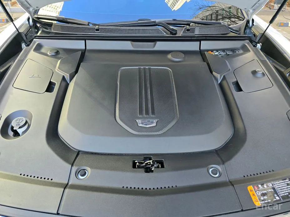 Фото 6 - Cadillac Lyriq