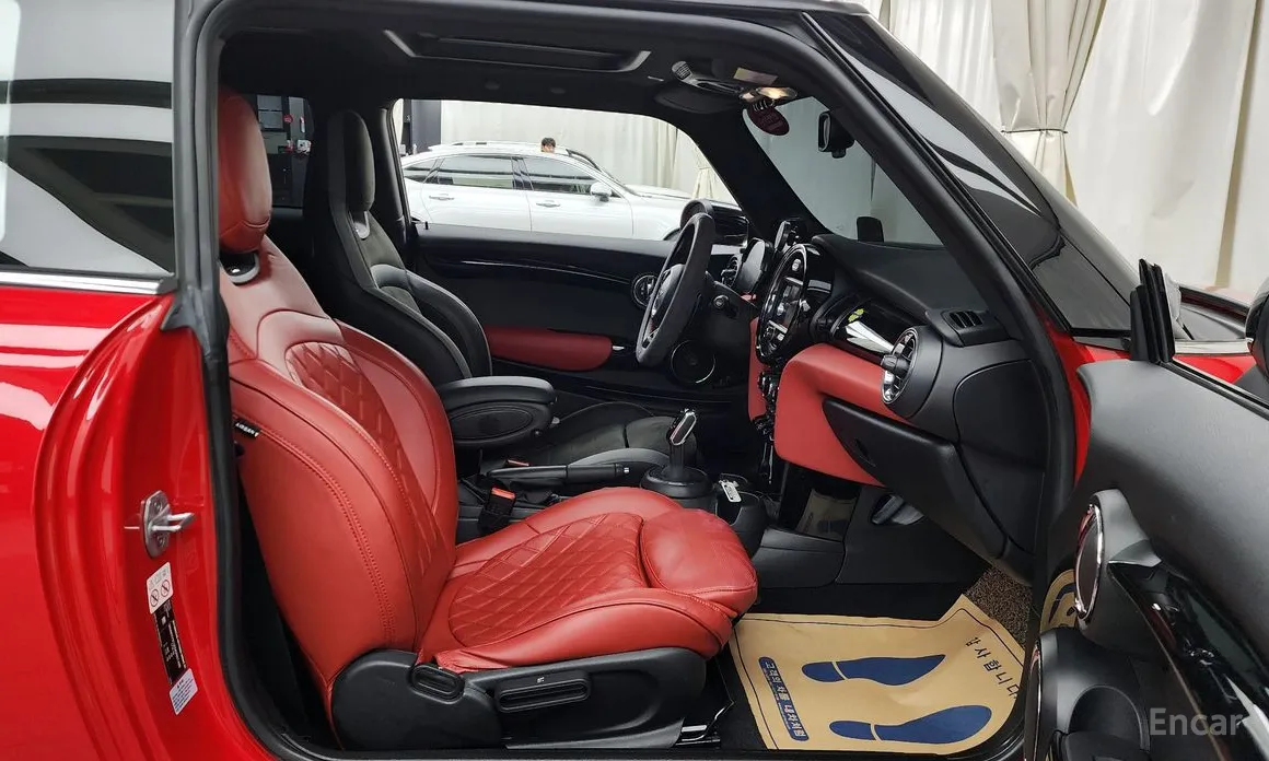 Фото 11 - Mini Cooper