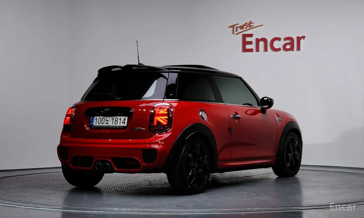 Фото 2 - Mini Cooper