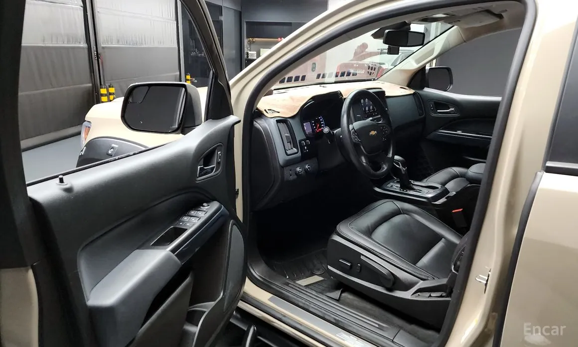 Фото 10 - Chevrolet Colorado