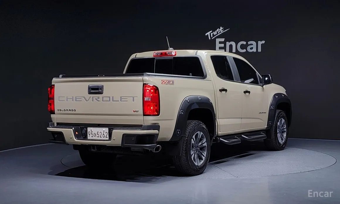 Фото 2 - Chevrolet Colorado