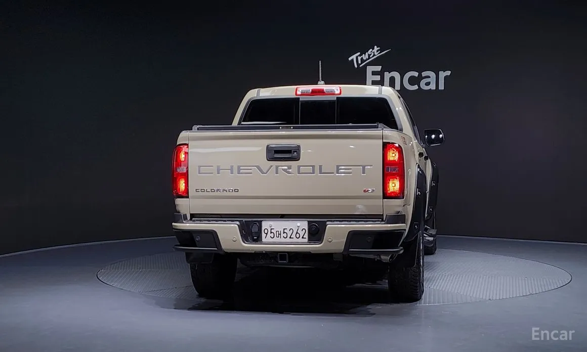 Фото 4 - Chevrolet Colorado