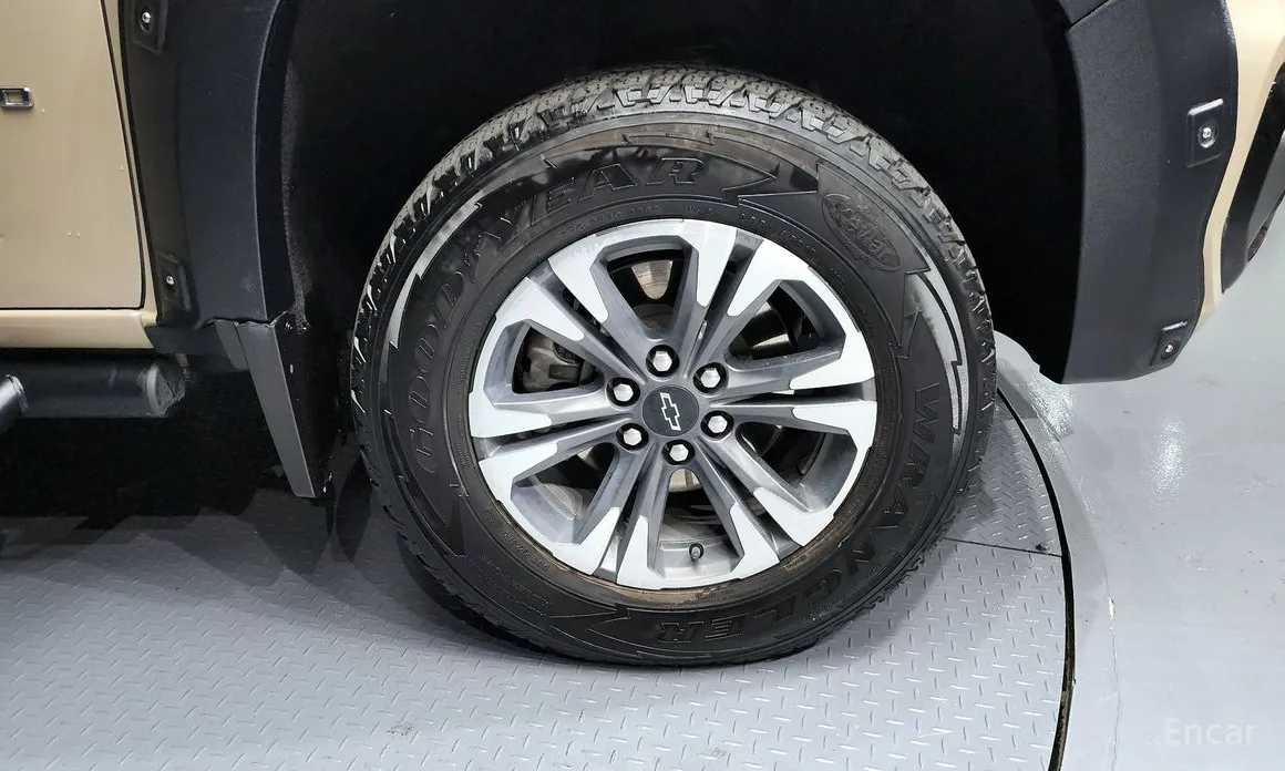 Фото 5 - Chevrolet Colorado