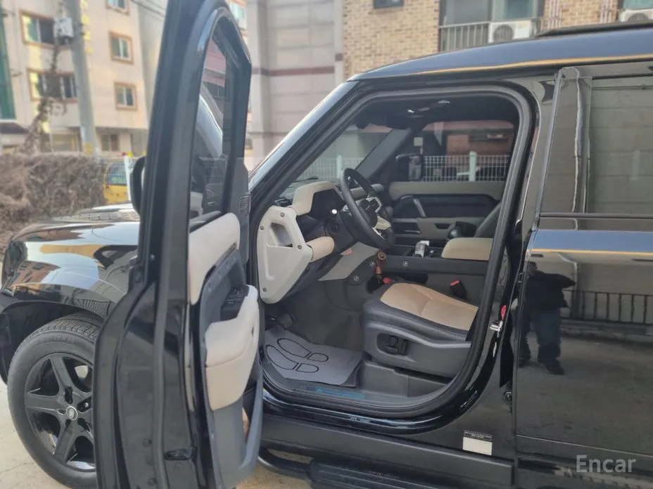 Фото 14 - Land Rover Defender