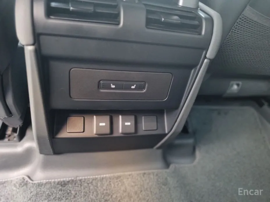 Фото 16 - Land Rover Defender