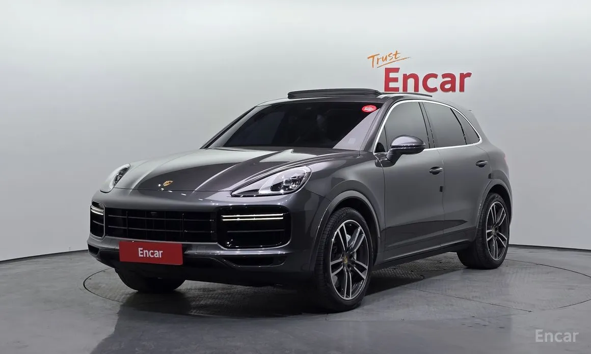 Фото 1 - Porsche Cayenne