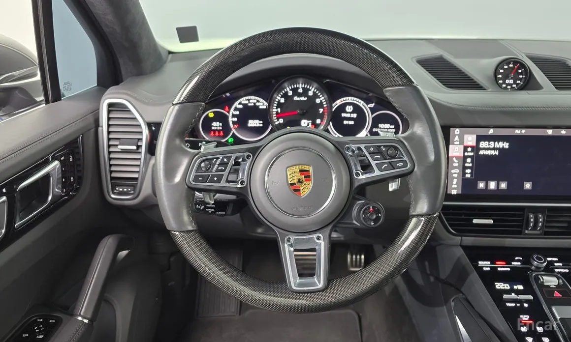 Фото 13 - Porsche Cayenne