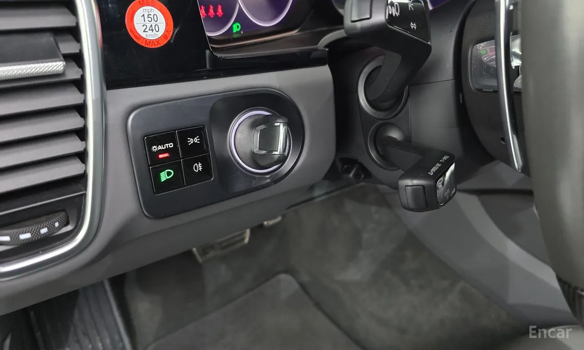 Фото 17 - Porsche Cayenne