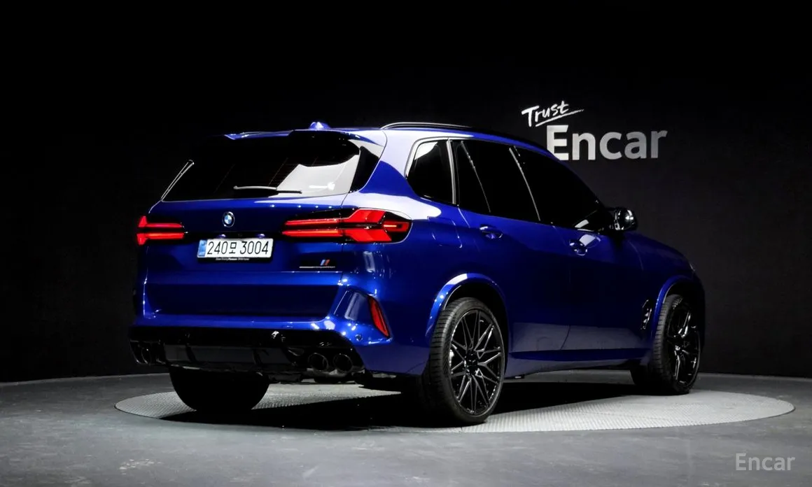 Фото 2 - BMW X5 M