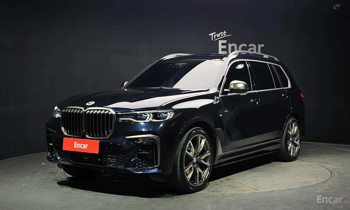 Фото 1 - BMW X7