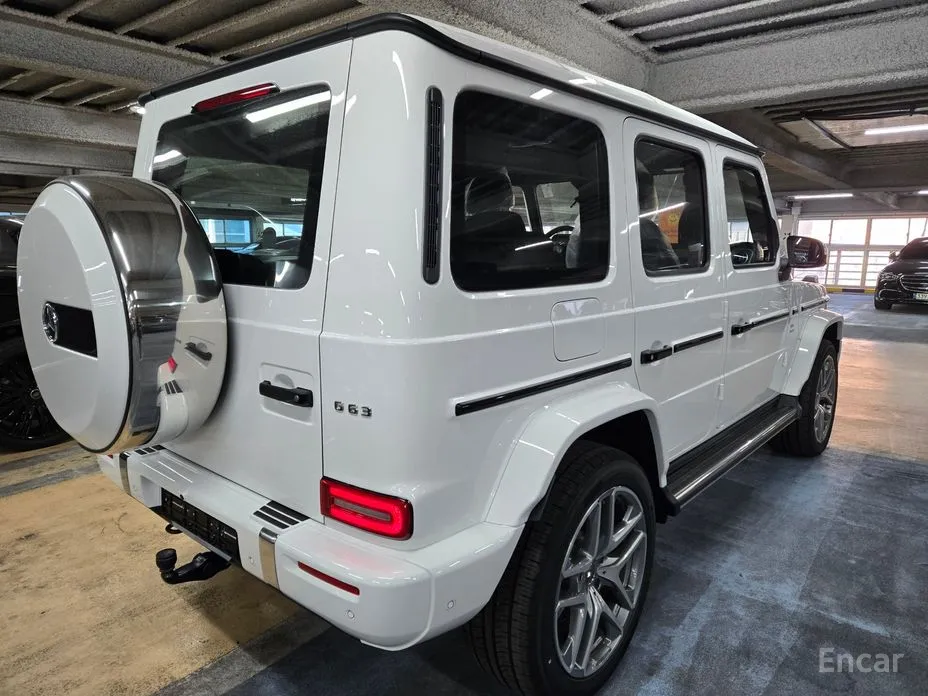 Фото 2 - Mercedes-Benz G-Class