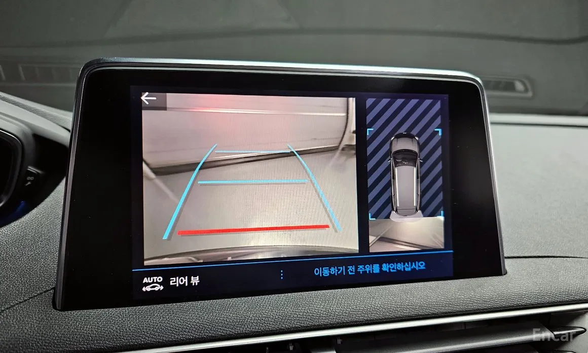 Фото 16 - Peugeot 5008