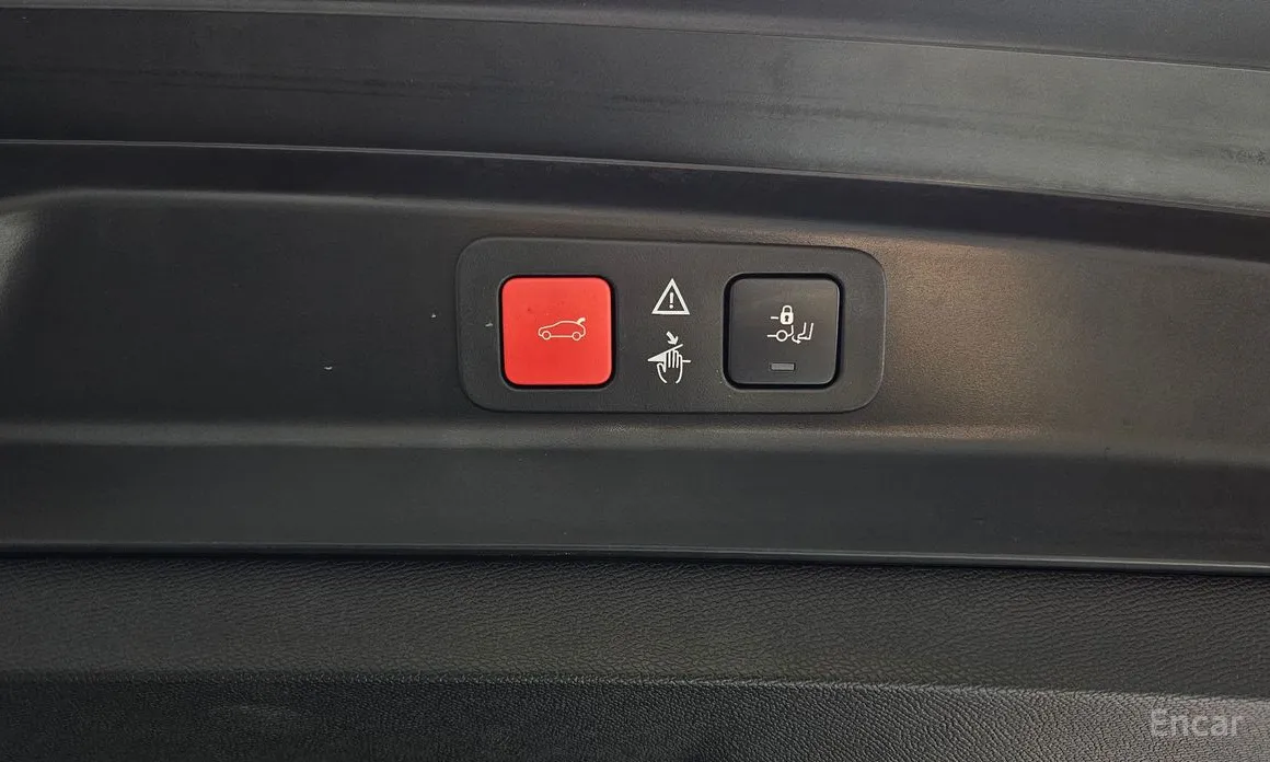 Фото 18 - Peugeot 5008