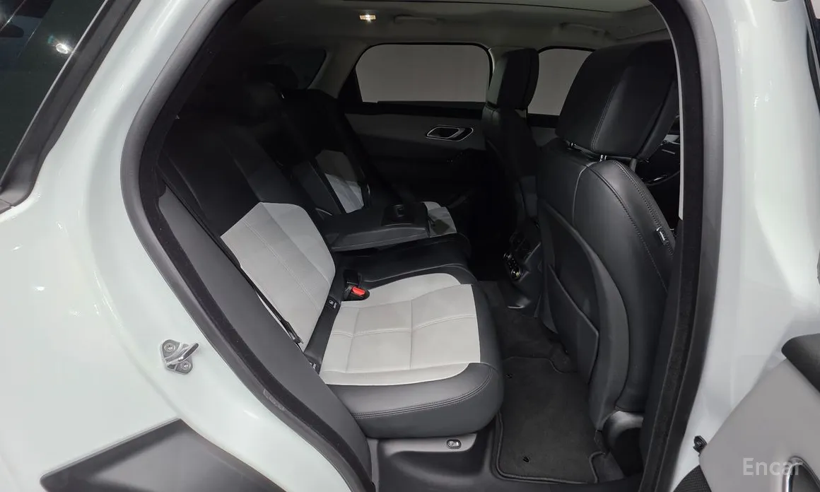 Фото 19 - Land Rover Range Rover Velar