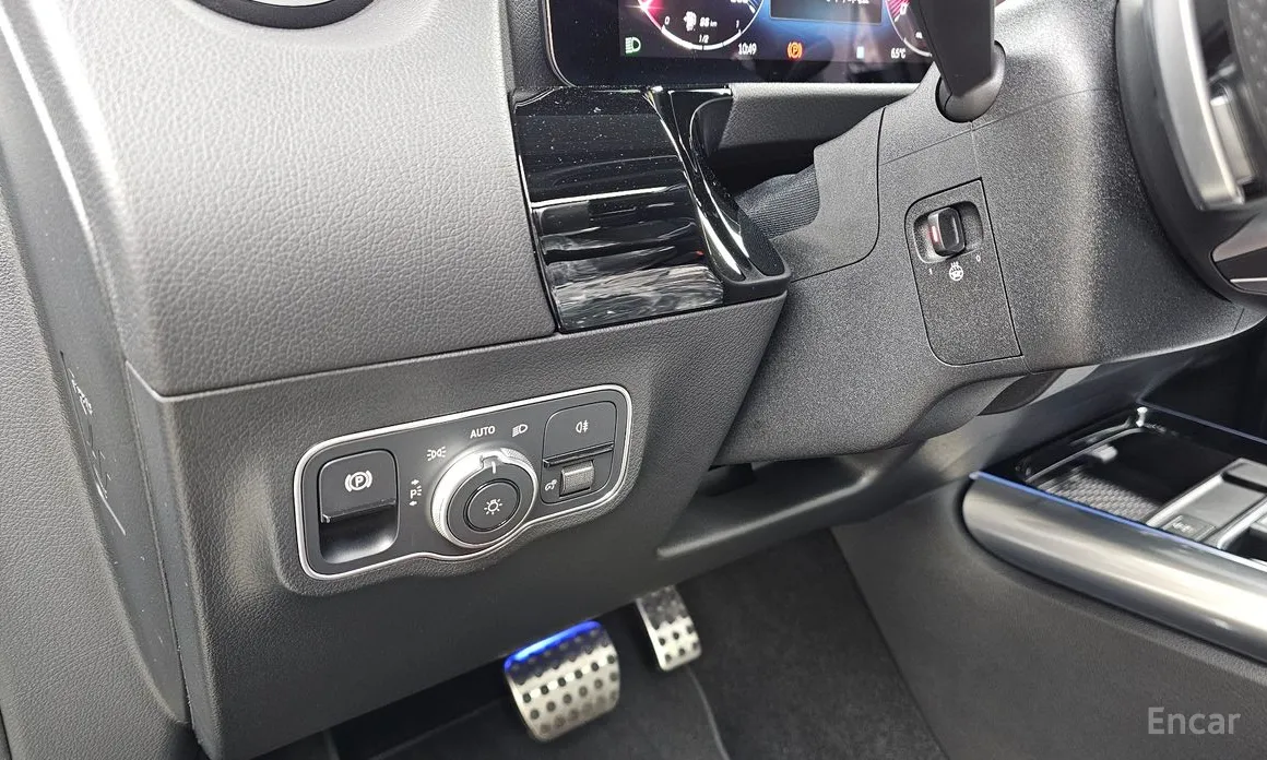 Фото 15 - Mercedes-Benz GLA-Class