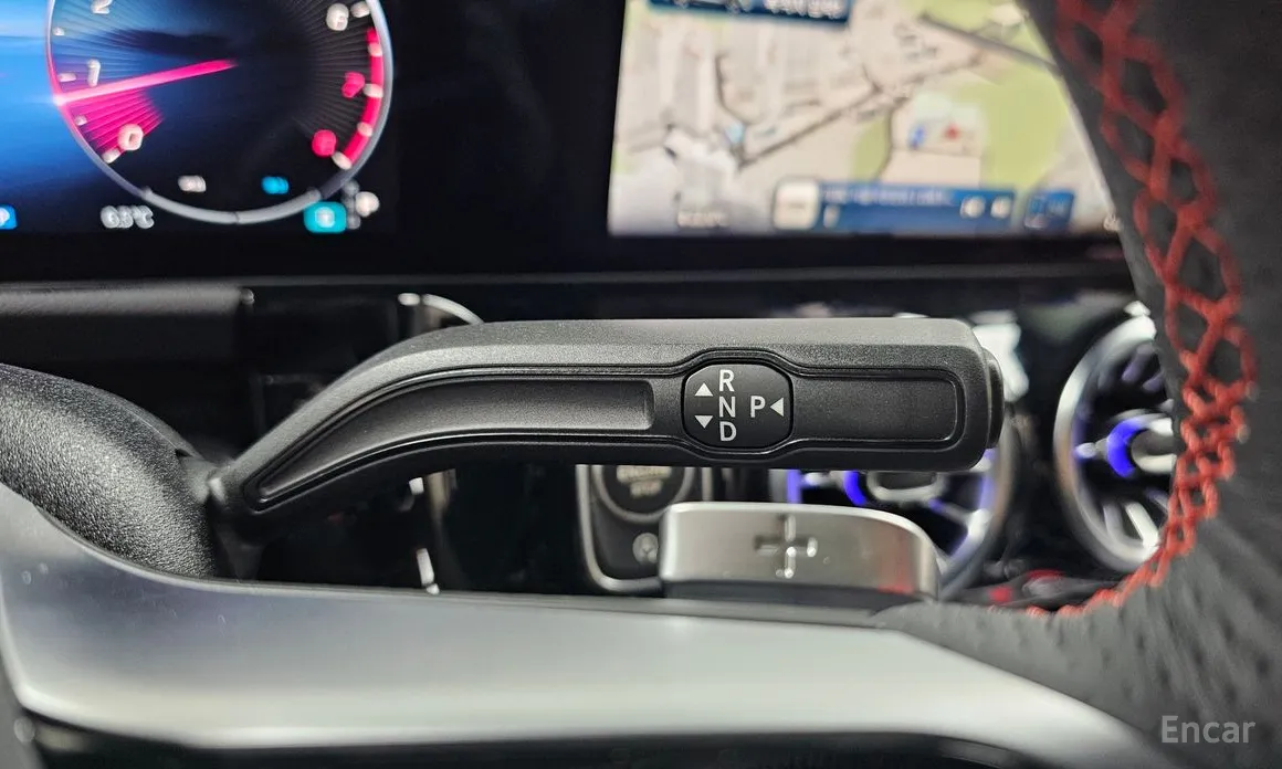 Фото 9 - Mercedes-Benz GLA-Class