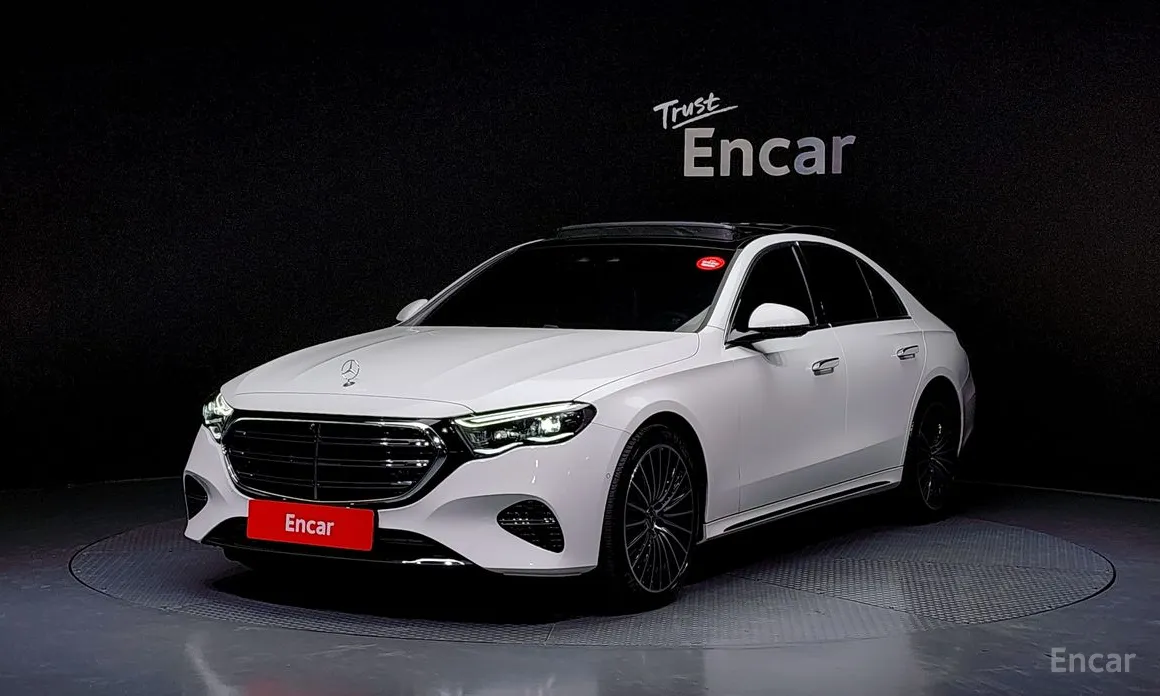 Фото 1 - Mercedes-Benz E-Class