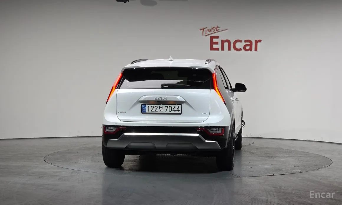 Фото 4 - Kia Niro