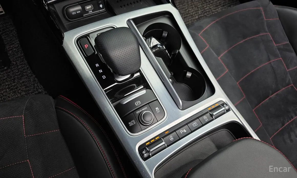 Фото 9 - Kia Stinger