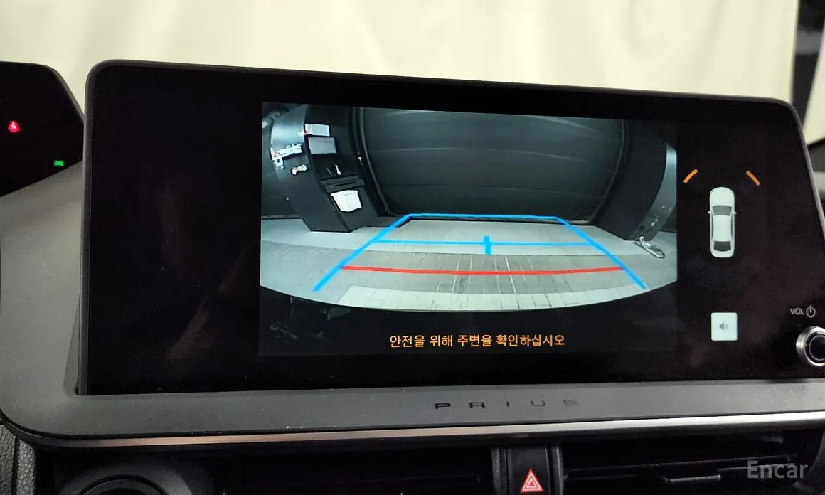 Фото 15 - Toyota Prius