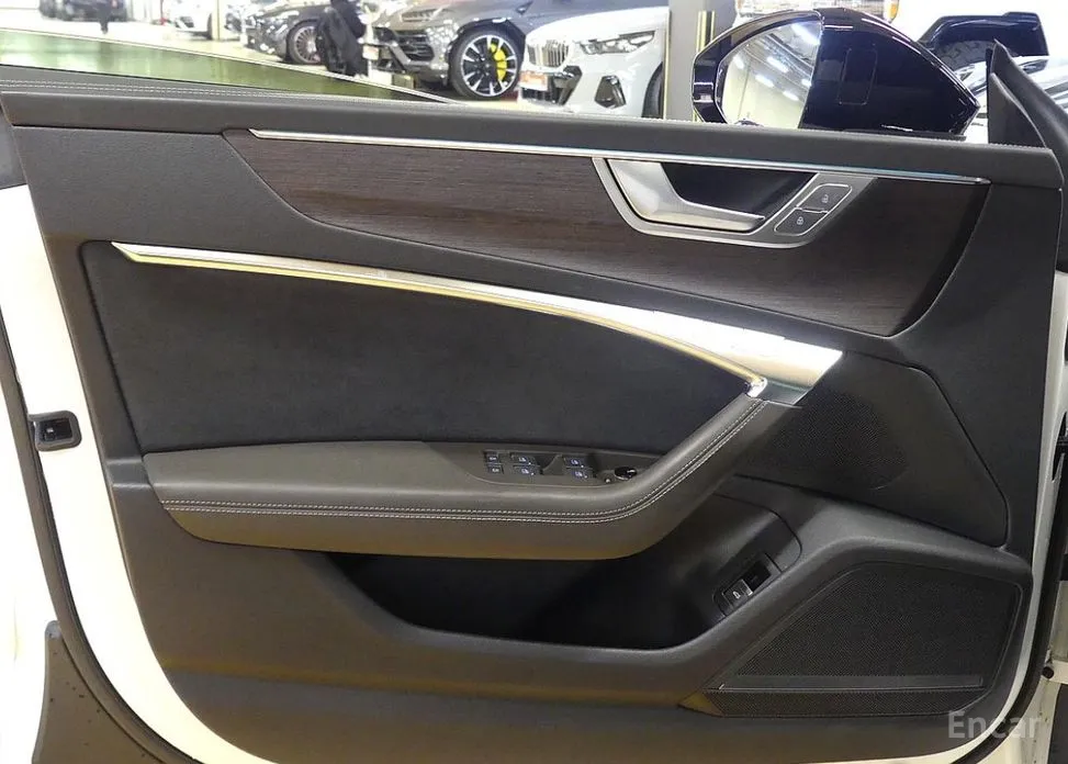 Фото 11 - Audi A7